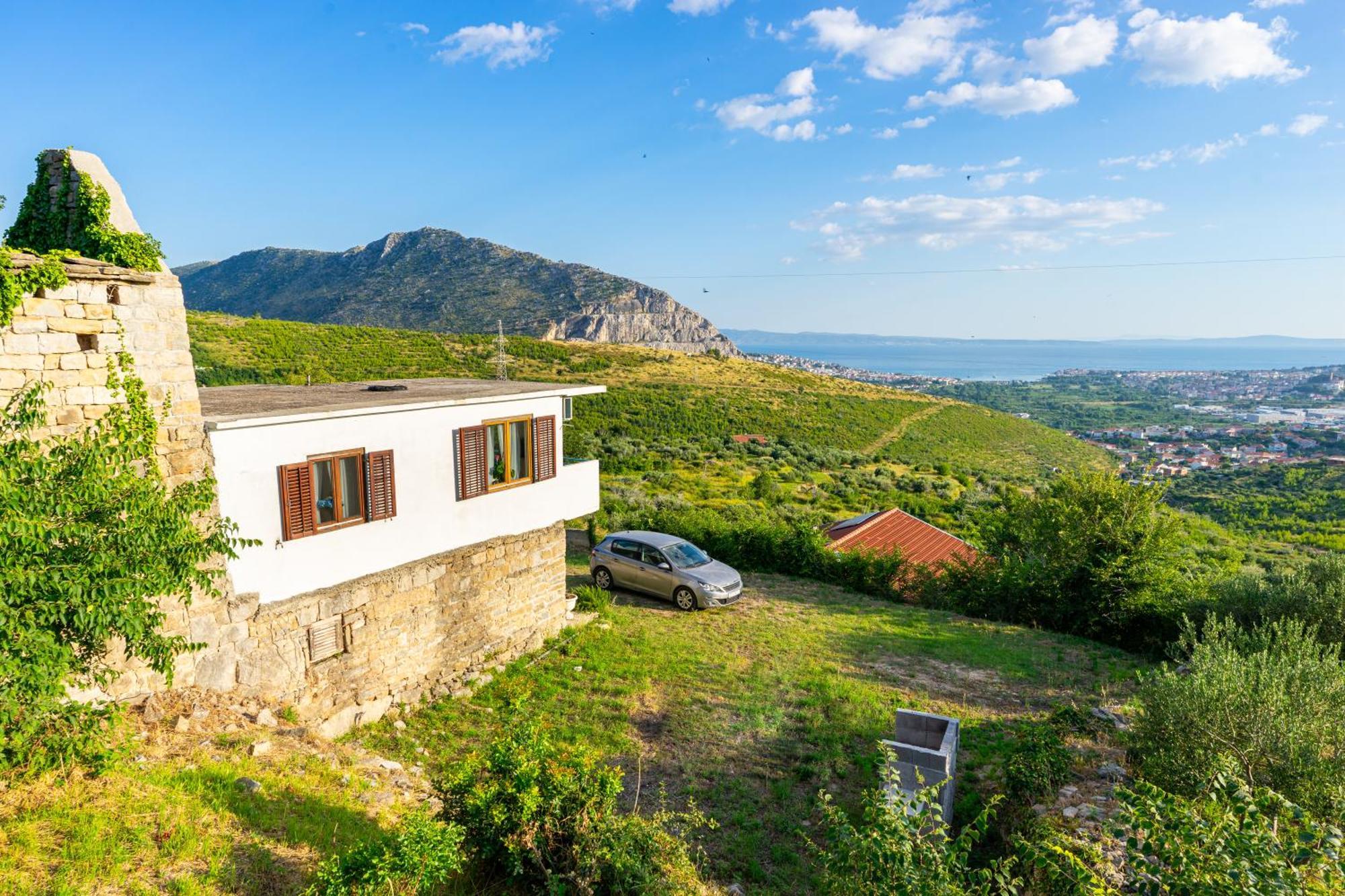 Olive Garden House In Zrnovnica With A View & Bbq Villa Exterior photo